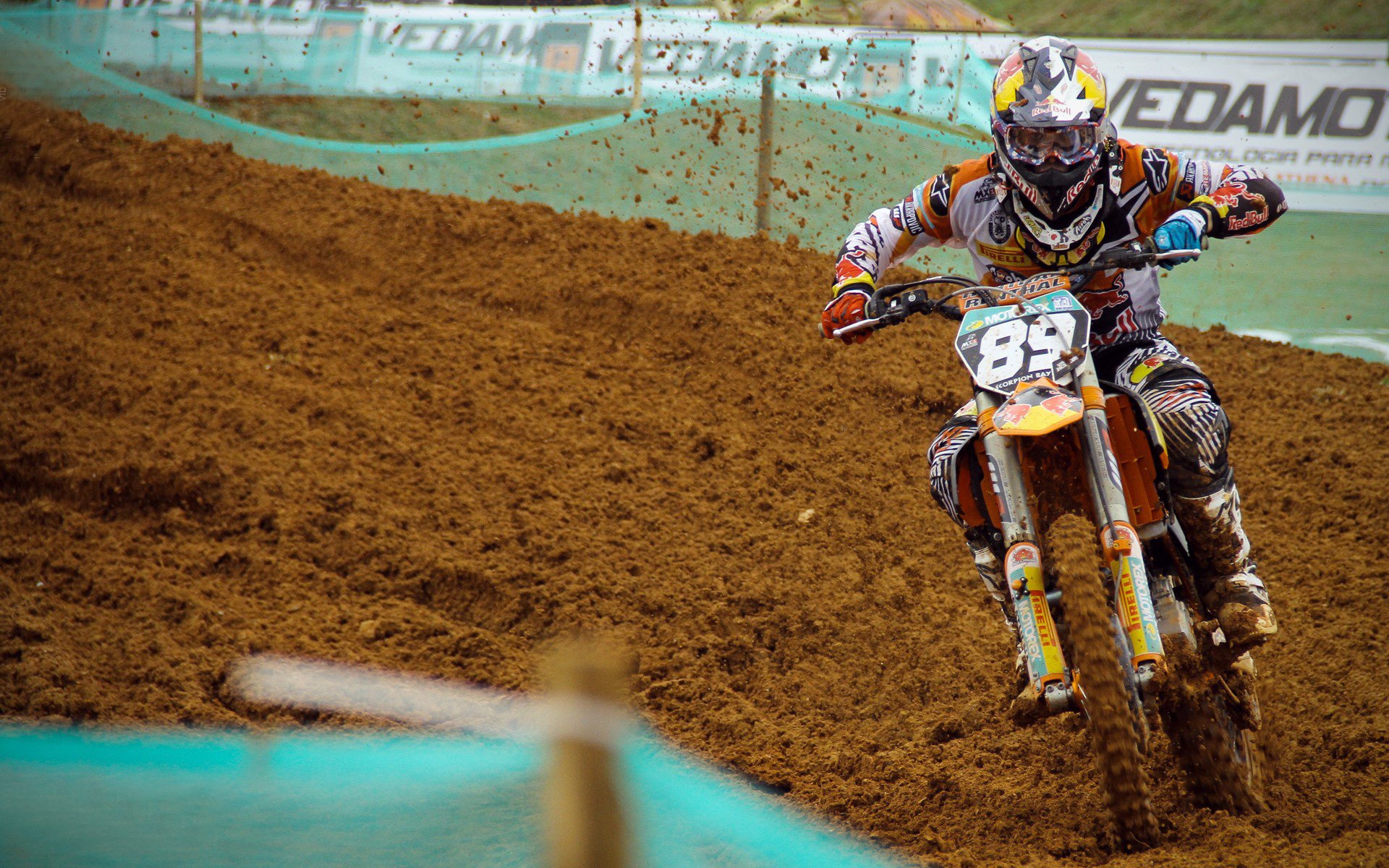 直播语音助手支持手势控制实现便捷互动，直播语音助手怎么用